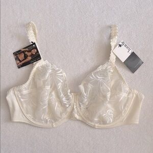 {NWT/VTG} Chantelle | Embroidered Leaf Lace Underwire Plunge Bra 2681 Ivory 38D